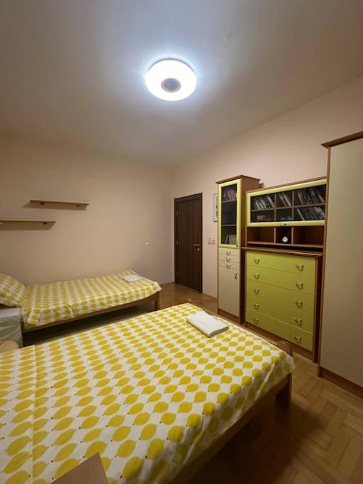 Zee's Lux Spot Apartament